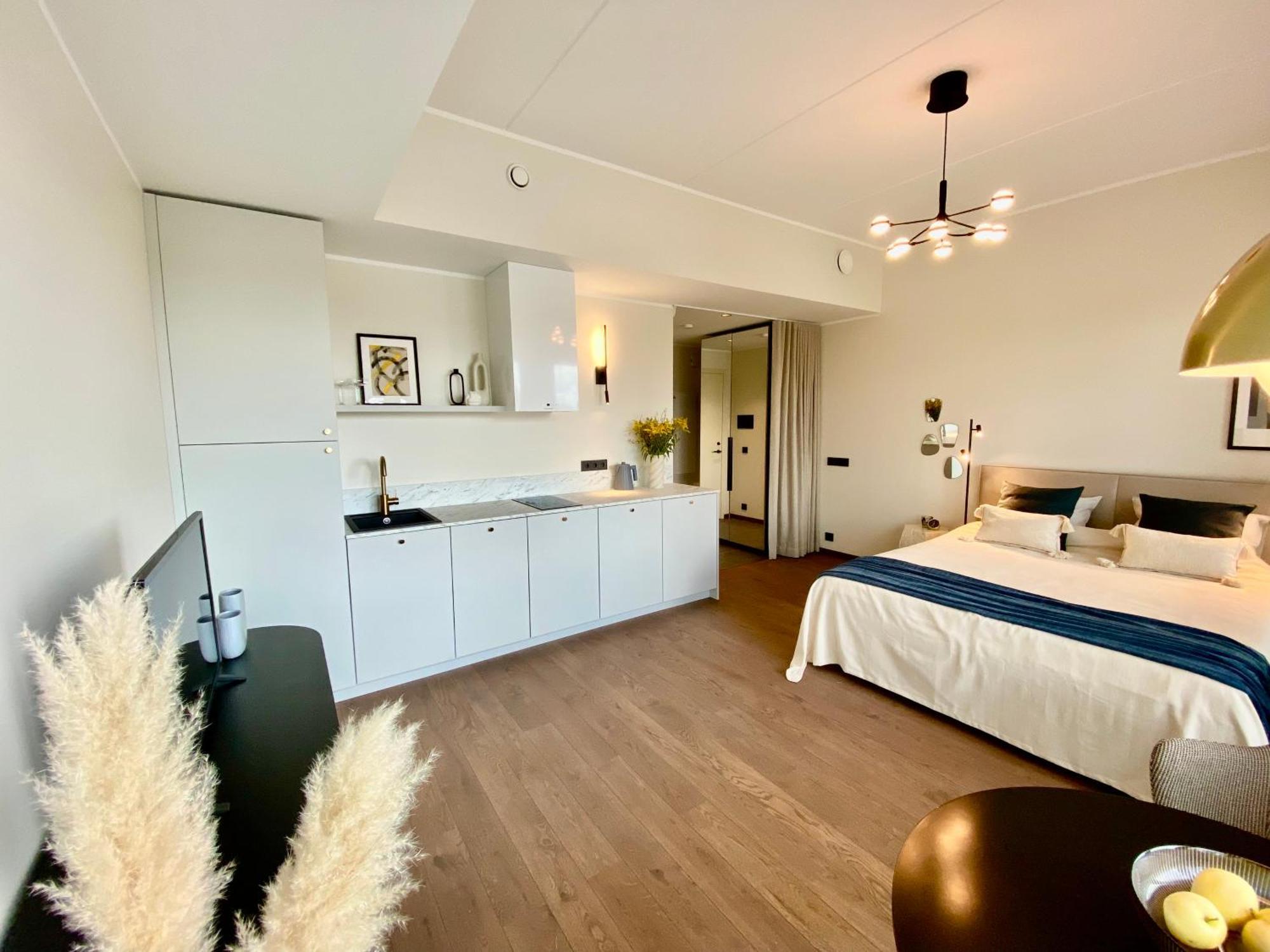 Elegance Apartment - City Centre Free Parking Tallin Zewnętrze zdjęcie